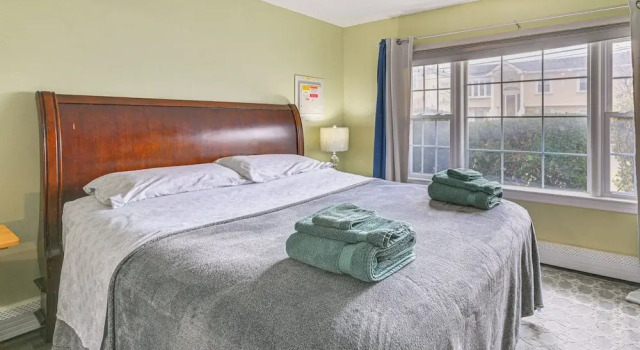 2 Mi to UBS Arena: Wfh-friendly Couple's Retreat, Foglalás Apartman South Floral Park Egyesült Államok