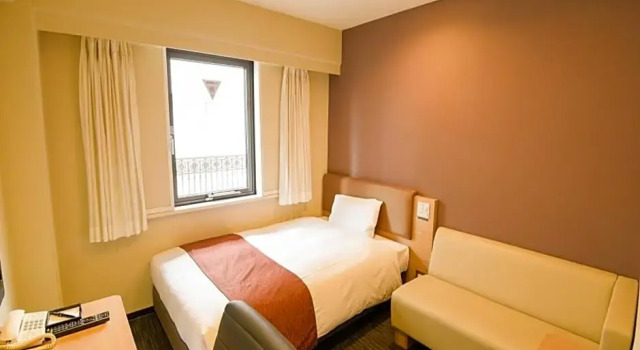 Студия Jr West Group Via Inn Shinosaka West