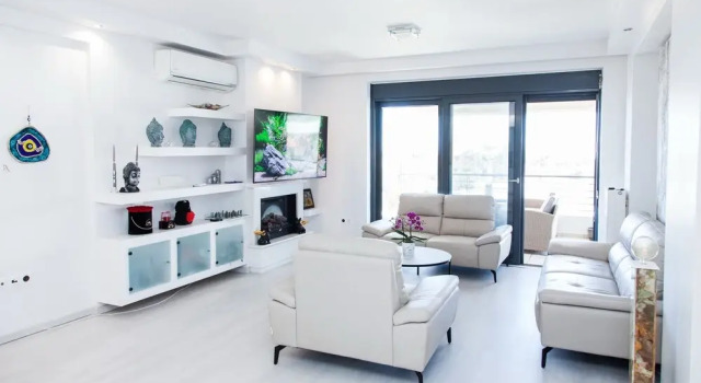 Luxury Apt in the center of Glyfada