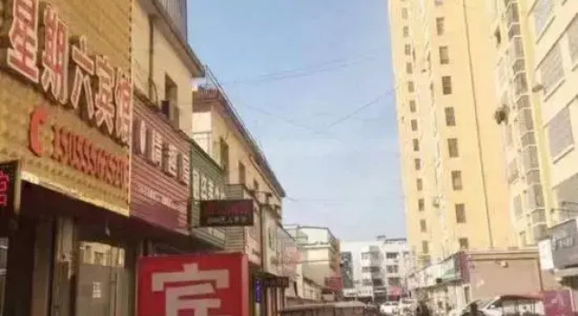 Jieshou Saturday Hotel, Prenota Hotel Hotel a Anhui con parcheggio, Parcheggio