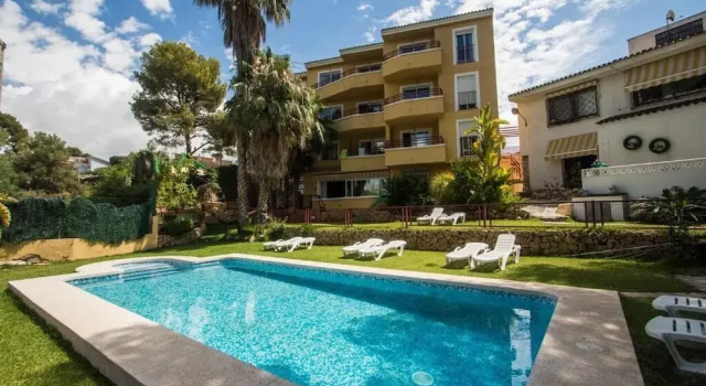 Семейные апартаменты с балконом и с видом на бассейн Apartamentos Nicaragua