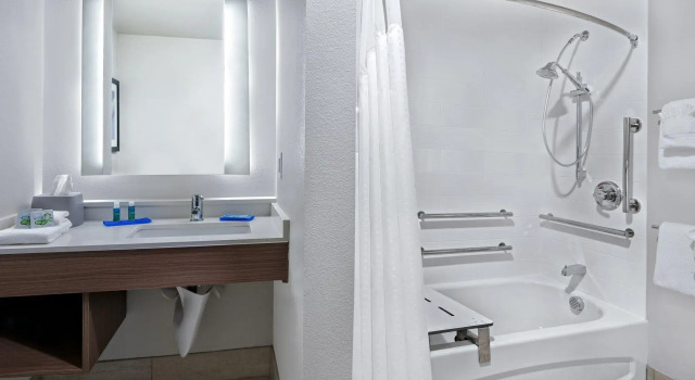 Двухместный номер Standard Holiday Inn Express & Suites Bryan - College Station by IHG