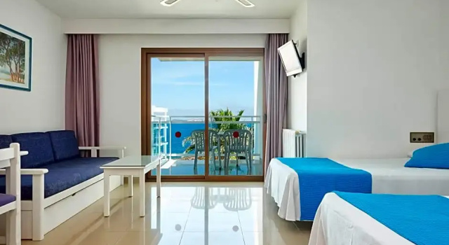 Студия с видом на море Aparthotel Nereida