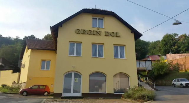 Guest House Grgin Dol, Boek Pension Hotels in Slavonia met parkeren, Parkeren