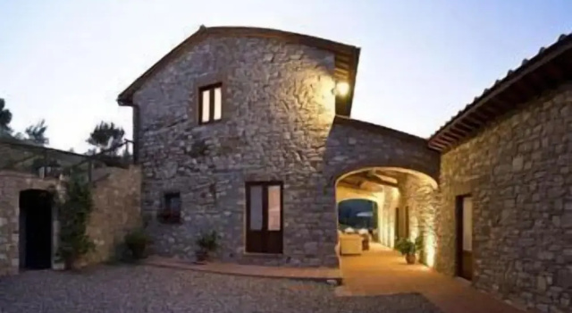 Borgo Le Noci Chianti Retreat & Pool, Забронировать Отель СПА-отели Гайоле-ин-Кьянти, SPA-услуги