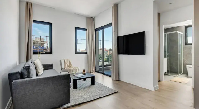 Апартаменты Sanders Crystal 2 Limassol