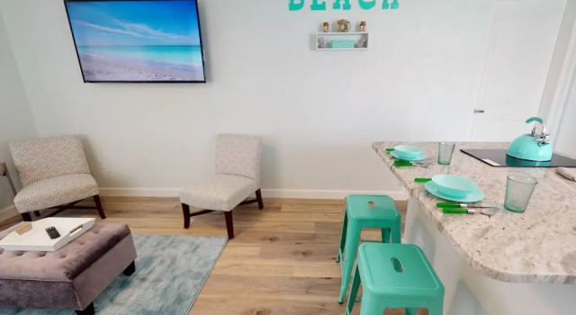 Коттедж Modern Grove Duplex Unit B