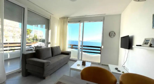 Апартаменты Sunny Bay Apartments