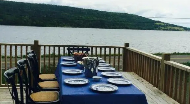 Broadwater Inn & Cottages, Rezerwuj Hotel Baddeck Bay 