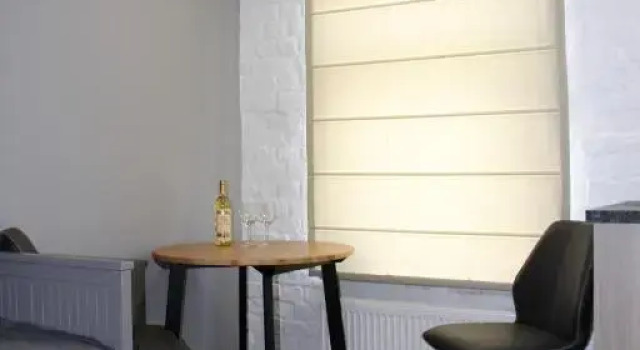 Quiet loft with free parking, Rezerwuj Hotel Hotele w Riga z parkingiem, Parking