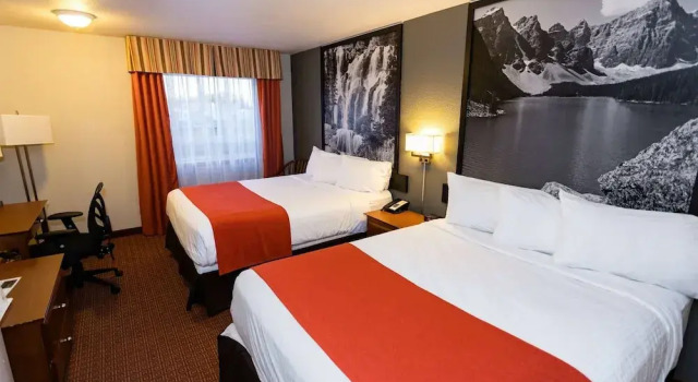 Четырёхместный номер Deluxe Super 8 by Wyndham Drayton Valley