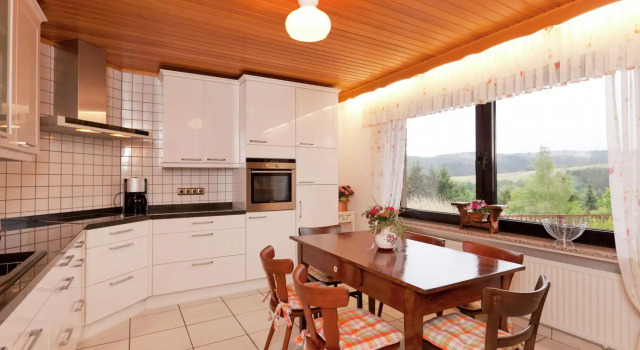 Spacious, Comfortable 5-pers House on the Ground Floor, Varaa Hotelli Lirstal 
