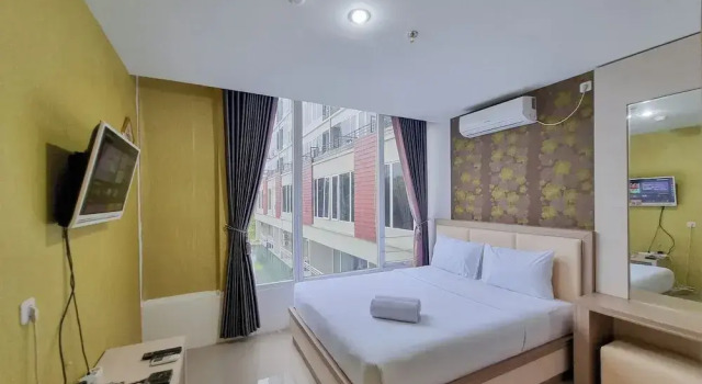 Апартаменты Elegant And Spacious 2Br Loft Green Park Yogyakarta Apartment
