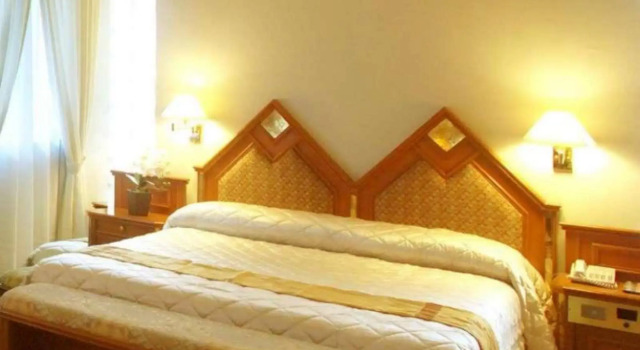 Royal Denai Hotel