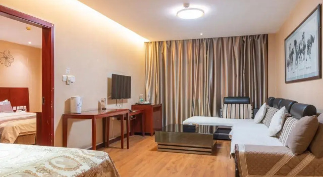Люкс Deluxe Elan Inn Shangluo Wanda Plaza Juncheng