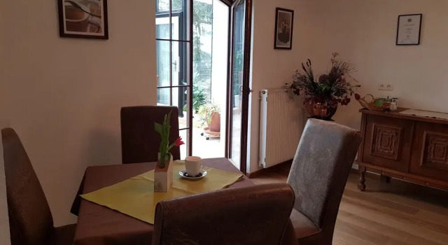 Landhotel Restaurant Wellness Feldmaus, Varaa Hotelli Olzheim Vulkan Eifel