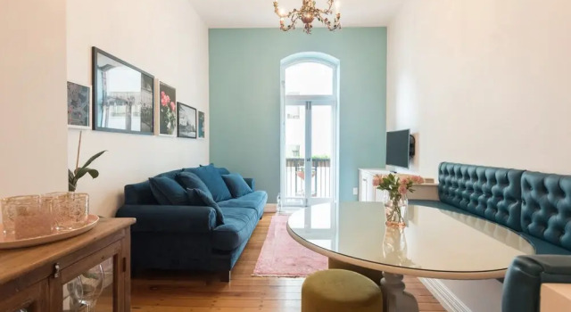 Апартаменты с балконом The Designer's Residence