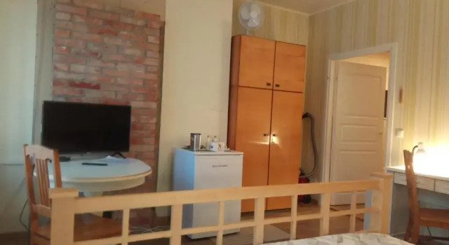 Tahe Maja1, Book Hotel Hoteller i Viljandimaa med parkering, Parkering