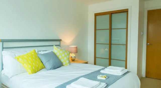 Local Stayz - Bothwell Apartment, Забронировать Апартаменты/квартира Апартаменты Глазго, рядом с Whyte &amp; Mackay, Апартаменты/квартира