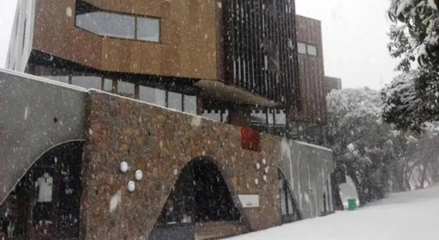 Buller Central Hotel, Prenota Hotel Mt Buller Mount Buller
