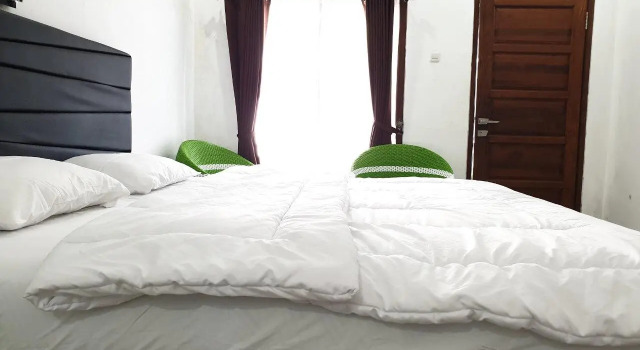 Anugrah Bromo Homestay at Desa Wisata Bromo Mitra RedDoorz, Réserver Chambre d'hôtes Tosari Java oriental