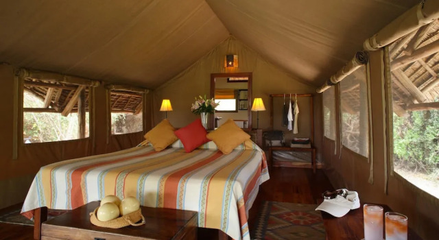 Тент Elewana Tortilis Camp
