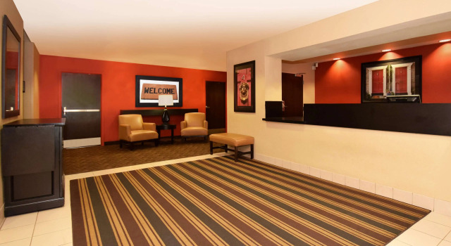Extended Stay America Los Angeles - Woodland Hills, Забронировать Отель Вудленд-Хиллз San Fernando Valley