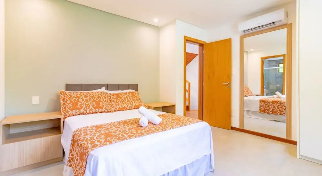 PF28 - Excelente Casa 4 Suítes