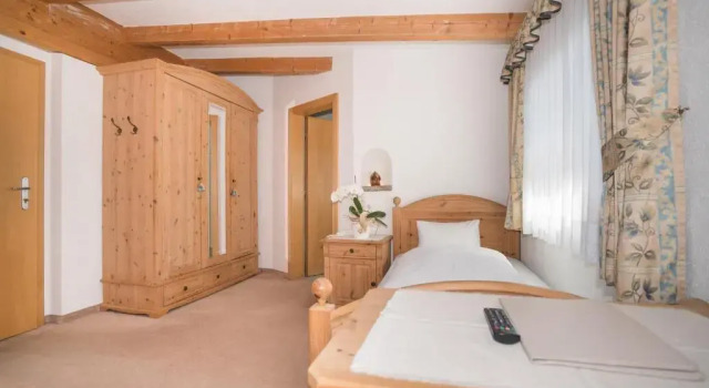 Номер Standard Mineralienhotel Natznerhof
