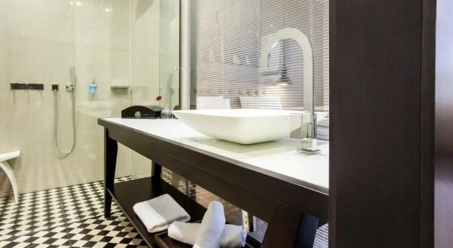 Standard Dreier Zimmer Quentin Prague Hotel