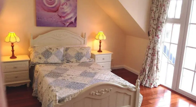 4 Ensuite Chelsea Villa CBD-Airport