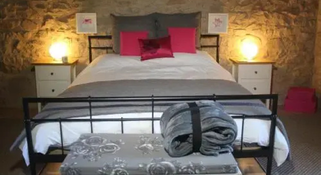 La Maison à côté de l'Église, Prenota Hotel Hotel a Aquitania con parcheggio, Parcheggio