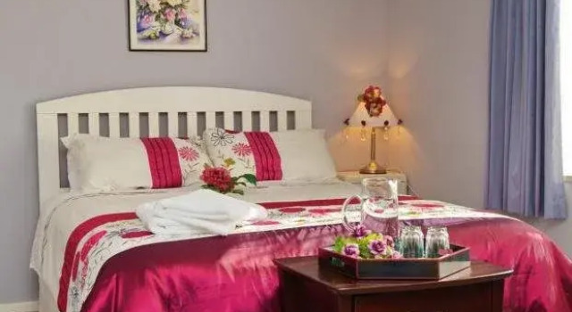 Magnolia Rose, Забронировать Отель Крайстчёрч 