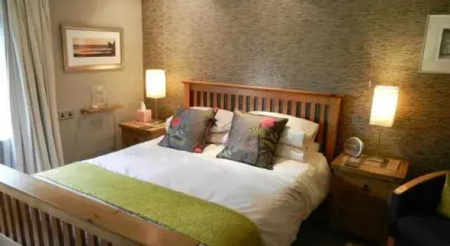 Ffynnon Fendigaid Bed and Breakfast, Book Hotel Penbryn Ceredigion