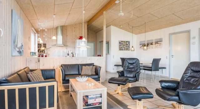 8 Person Holiday Home in Tarm, Book Hotel 3-stjernede hoteller i Tarm, 3*