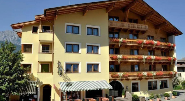 Hotel Rettenberg, Rezervovat Hotel Hotely v Tyrolsko se snídaní, Snídaně