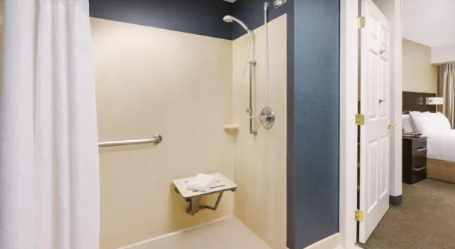 Люкс с 2 комнатами Residence Inn by Marriott Gaithersburg Washingtonian Center