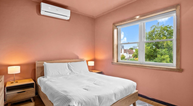 Stylish 1 Bed Apartment in East Melbourne, Varaa Huoneisto  
