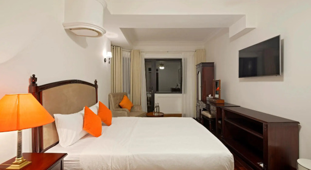 Номер Luxury Lamarque Dalat Villa