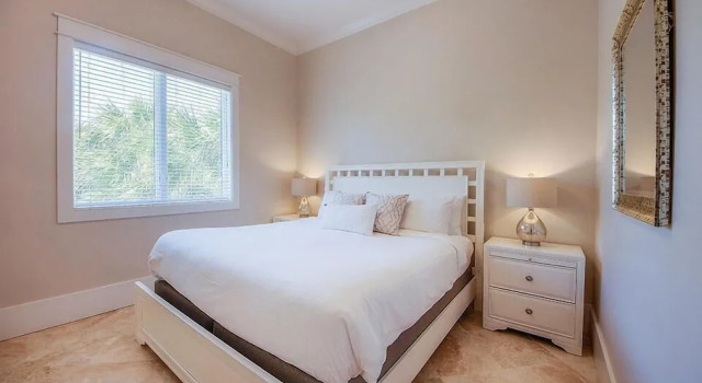 Costa Del Mar 5 Bedroom Holiday Home by Five Star Properties, Забронировать Дом для отпуска Дестин Emerald Coast, рядом с Гольф-клуб Emerald Bay