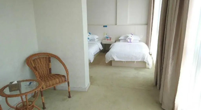 Guangde Wanjia Express Inn, Book Hotel Hoteller i Guangde med parkering, Parkering