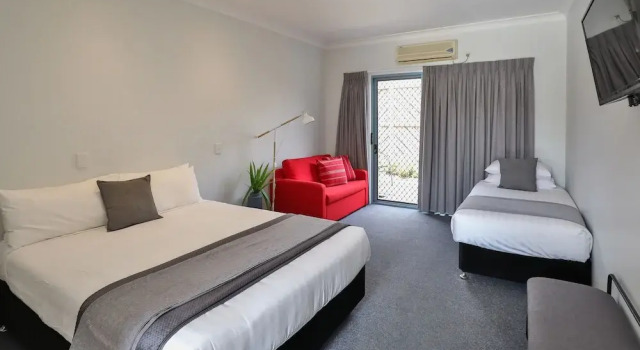 Robinvale Bridge Motel, Prenota Motel Hotel a Murray River con colazione, Colazione