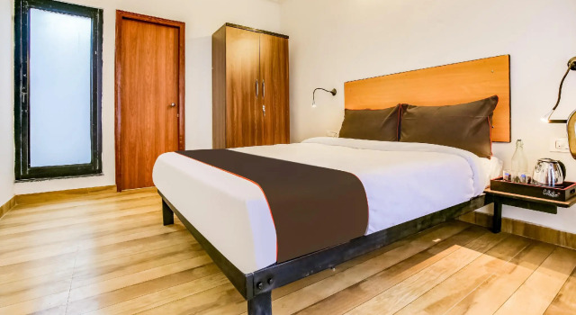 Townhouse 702 Kachnar House Vikas Nagar