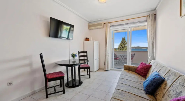 Awesome Apartment in Sibenik With Wifi and 1 Bedrooms