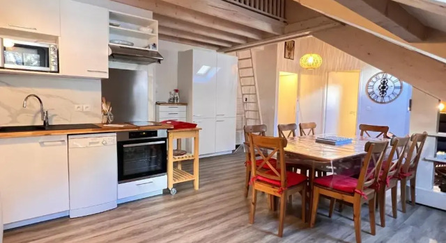 Place de la Mairie T2 Type Loft 70m2 Terrasse 35m2