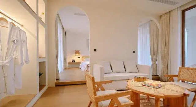 Люкс Deluxe Yunqi Yougu Private Tang Homestay Ya'an Bifengxia Branch