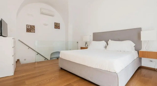 Maisonette RG8 in Catania, Забронировать Отель Катания Сицилия, рядом с Парк Вилла Беллини