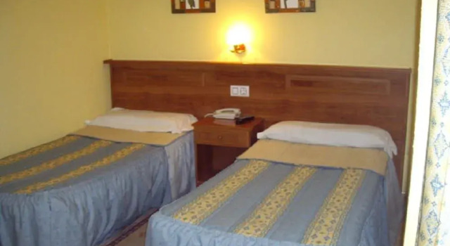 Hostal El Valle, Забронировать Отель Ла-Робла 