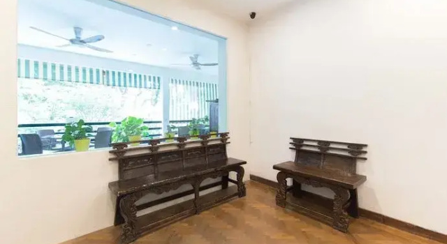 OYO Life 92991 Kost Amantu 2, Book Hotel Hoteller i Kalipuro med parkering, Parkering