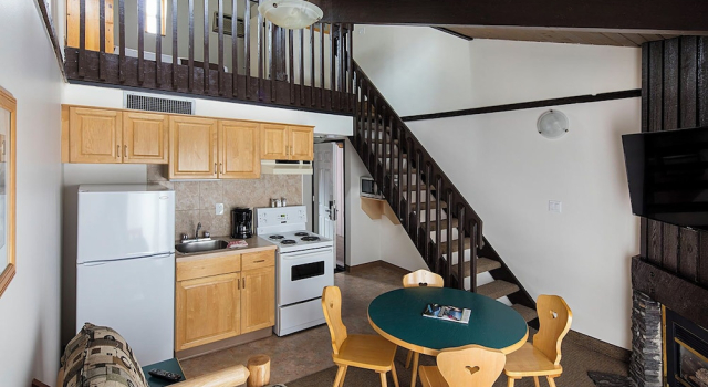 Двухместные апартаменты c 1 комнатой с балконом Rocky Mountain Ski Lodge